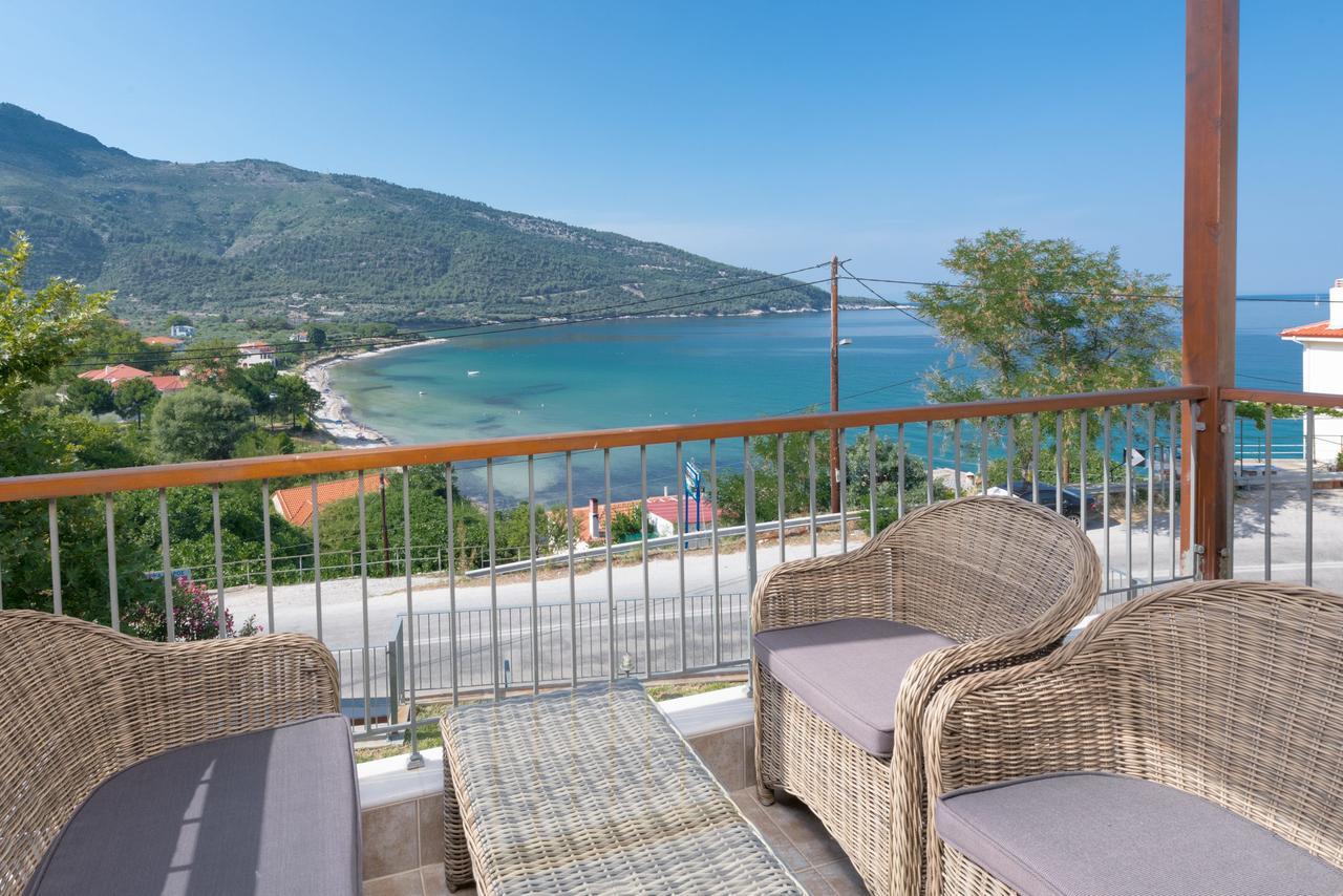 Seascape Villas Kinira Koinyra Exterior photo